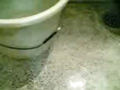DESI TAMIL AUNTY AJITHA NUDE GIRL NUDE IN BATHROOM